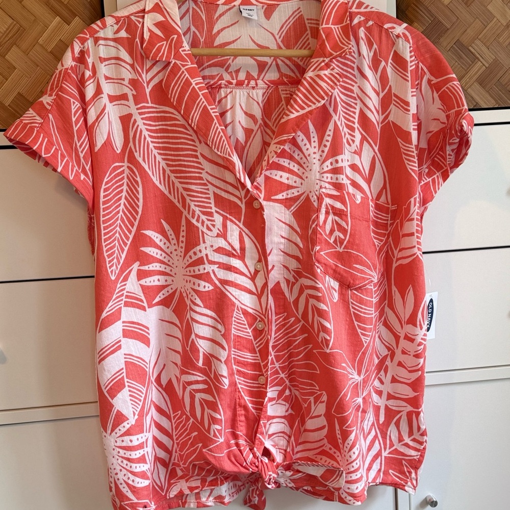 Old Navy Pink Tropical Notched Collar Button Down Shirt - Picture 6 of 7